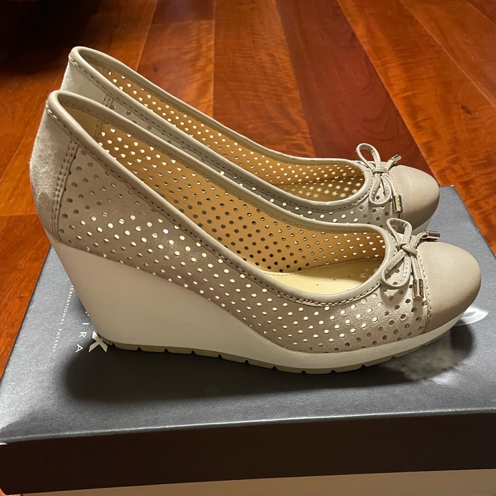 NWT Geox Heels